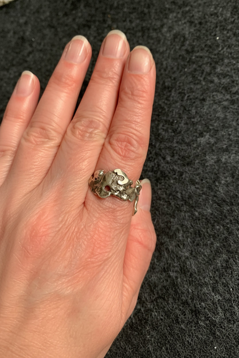 handgefertigter Herrenring Silber 